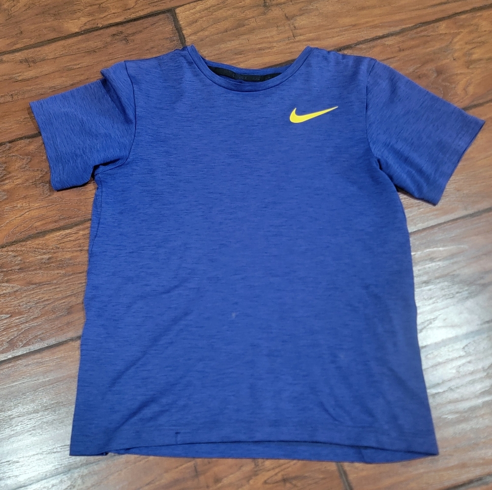 Nike Top